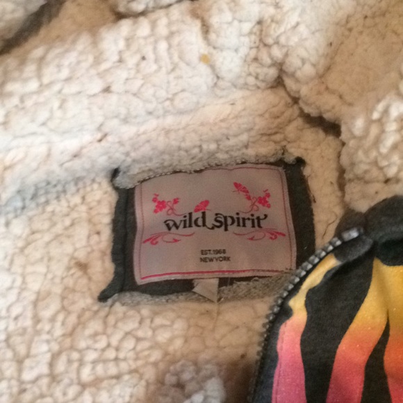 Hooded jacket - Picture 4 of 6